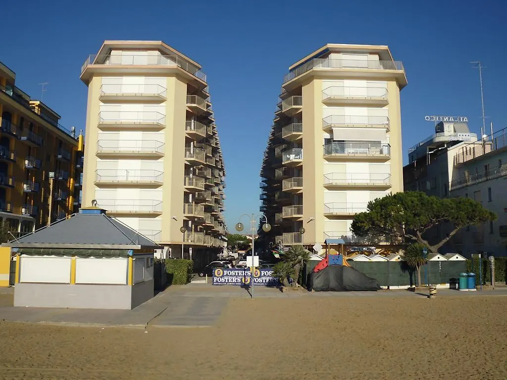 Residence Centro Commerciale location